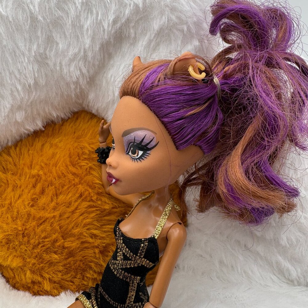 Monster High Clawdeen Wolf Ghouls Night Out Doll 2013 Release (SKU: 540TO) - Picture 6 of 16